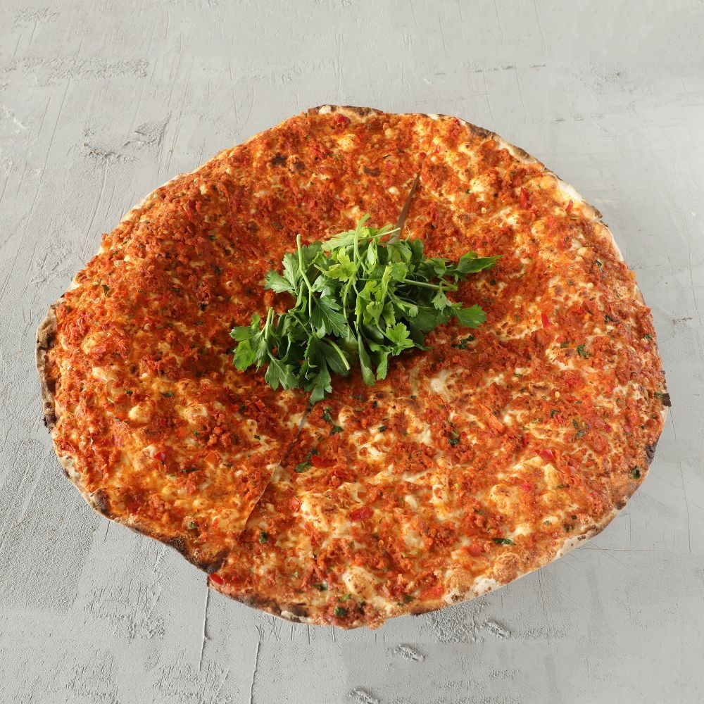 3 Lahmacuns Menu